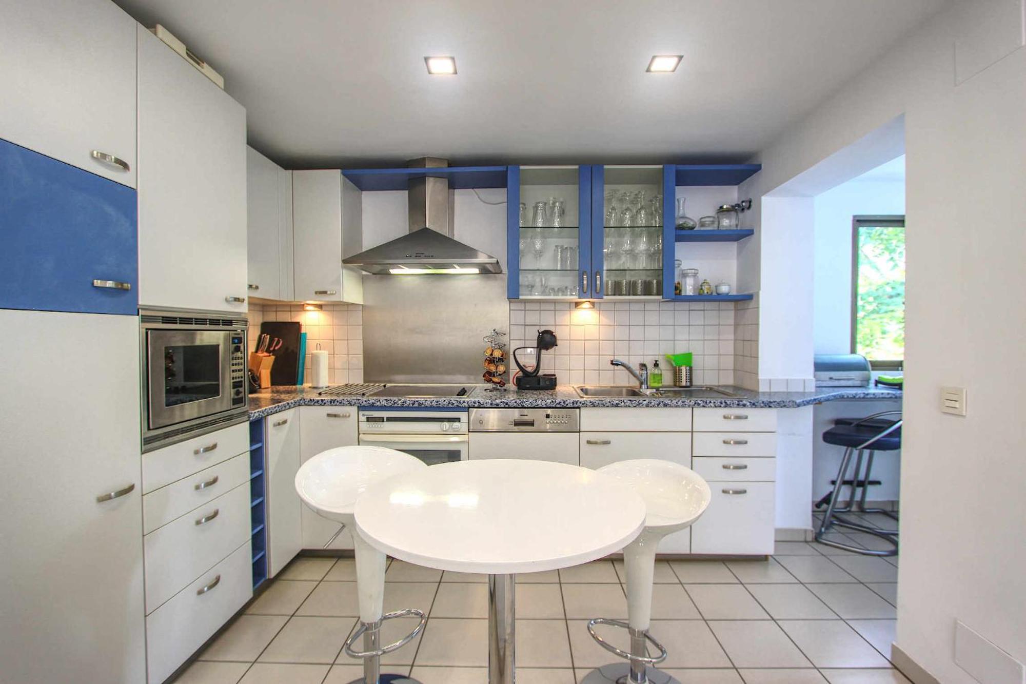 1080 Beachfront Penthouse 3 Floors Jacuzzi 2 Pools Wifi Roof Terrace Marbella Exterior photo